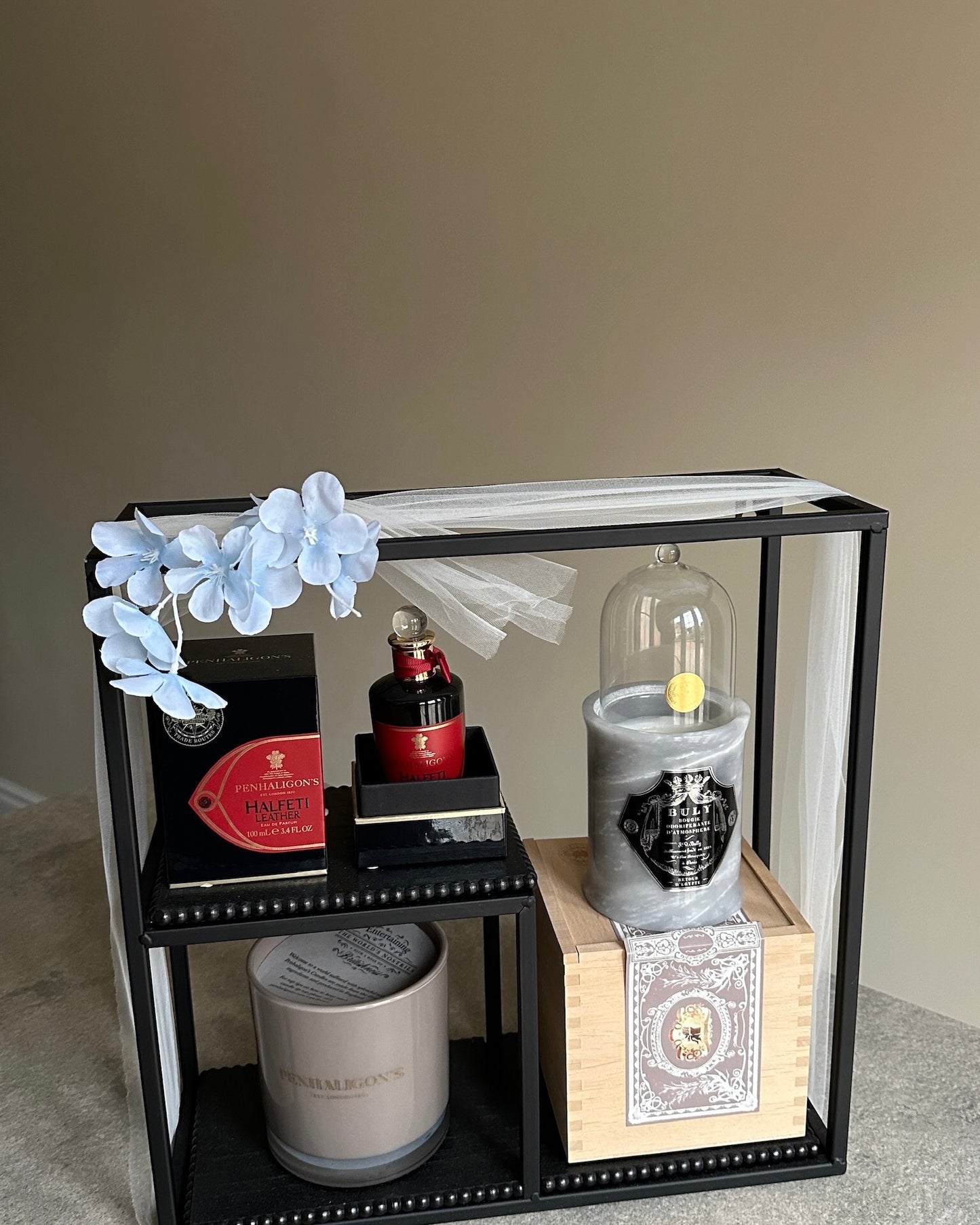 The Floral Looks Gift Edit